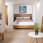 Ammos Suites 4*