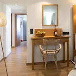 Ammos Suites 4*