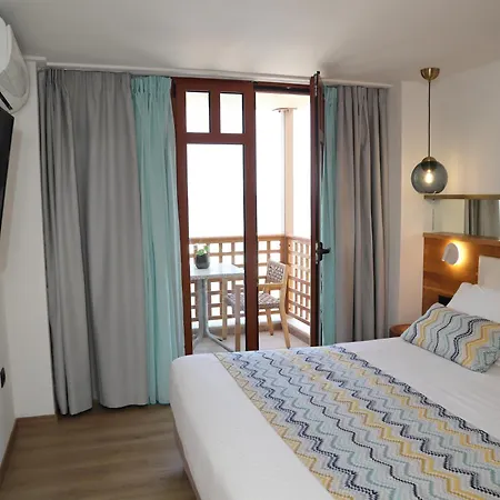Ammos Hotel 4*