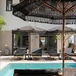 Hotel Ammos Suites