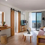 Hotel Ammos Suites