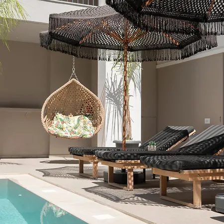 Ammos Suites Hotel 4*